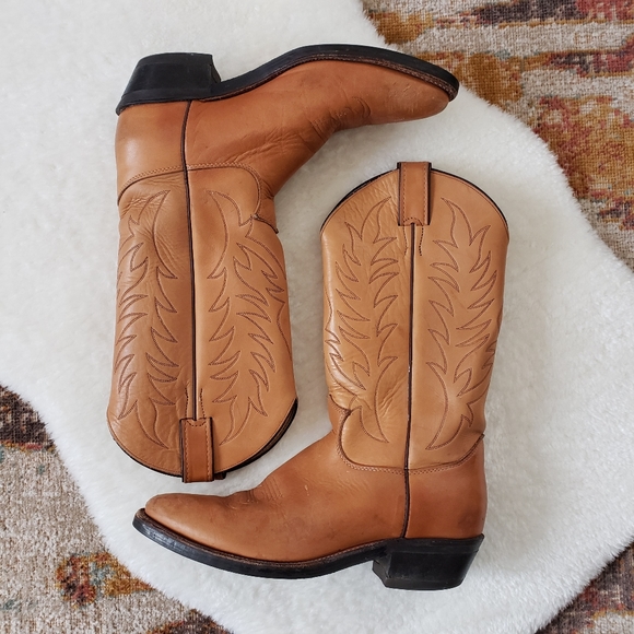 Justin Boots Shoes - Justin Mulehide Western Boots Light Tan Size 10